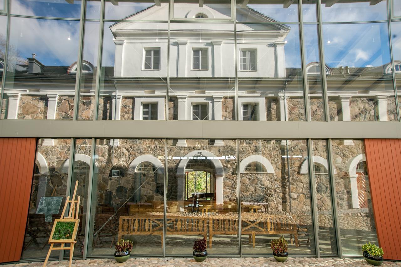 Paliesiaus Dvaras Mielagenai Exteriör bild